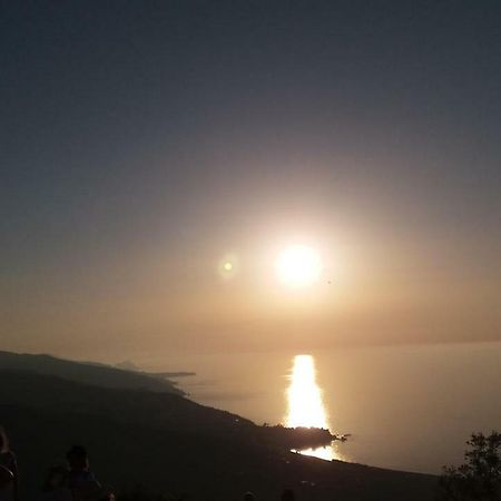 Вилла Arte Mare E Cultura Pettineo Экстерьер фото
